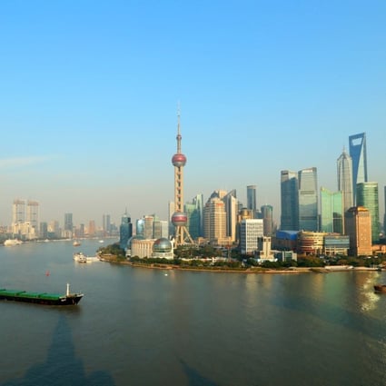 Some academics believe Shanghai’s population has already passed the 25 million mark – with the real figure closer to 30 million. Photo: Xinhua