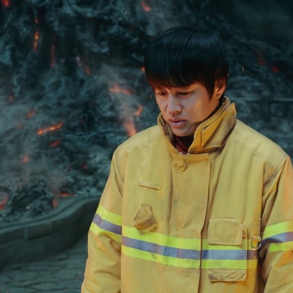 Cha Tae-hyun plays a firefighter who died in the line of duty in Along with the Gods: The Two Worlds (category IIB, Korean), directed by Kim Yong-hwa and also starring Ha Jung-woo and Ju Ji-hun.