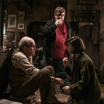 Richard Jenkins, director Guillermo del Toro and Sally Hawkins on the set of The Shape of Water. Photo: Kerry Hayes/Twentieth Century Fox