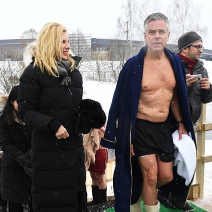 After Putins Icy Dip Us Ambassador Jon Huntsman Tries Shirtless