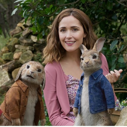 Rose Byrne and the bunnies from Peter Rabbit (category IIA, English and Cantonese), directed by Will Gluck.