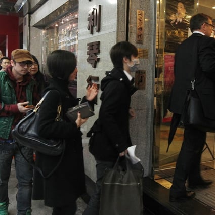 Fans sometimes have trouble getting tickets despite queuing for days even before sales begin. Photo: K.Y. Cheng