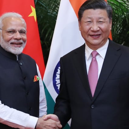 Indian Prime Minister Narendra Modi with Chinese President Xi Jinping in Wuhan, the capital of central China's Hubei Province. Photo: Xinhua