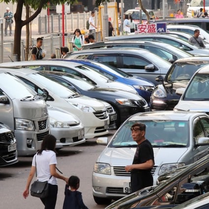 Cars queuing to find spaces at a car park in Causeway Bay, Hong Kong. Photo: K. Y. Cheng