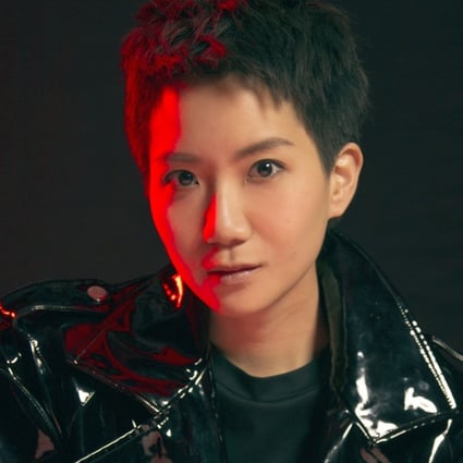 Hong Kong artist Ellen Joyce Loo fell to her death on Sunday from her Happy Valley flat.