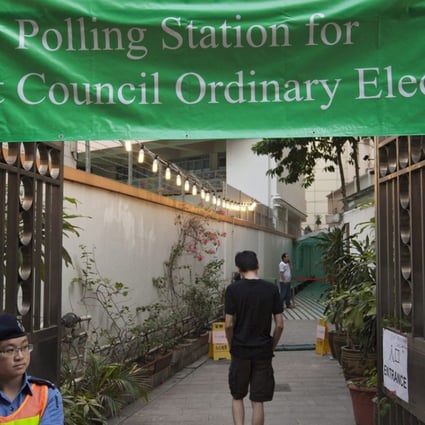 A polling station in Tai Kok Tsui South in Yau Tsim Mong district during the district council elections in 2015. Photo: EPA