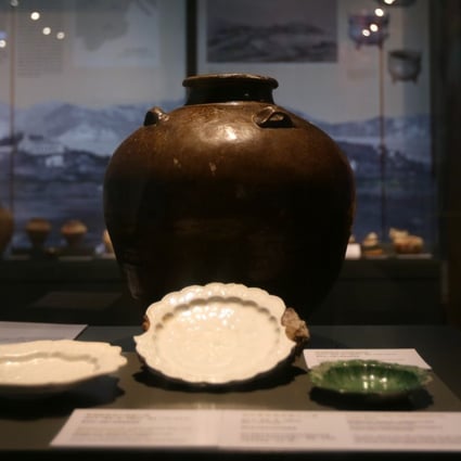 A brown glazed jar from the Cizao Kiln in China’s Fujian province at the Maritime Museum’s ‘East Meets West: Maritime Silk Routes in the 13th-18th Centuries’ exhibition. Photo: Xiaomei Chen