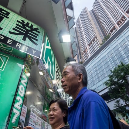 Anecdotal reports point to price discounting as sentiment towards Hong Kong property softens following the Federal Reserve’s base rate increase on Wednesday. Photo: Bloomberg