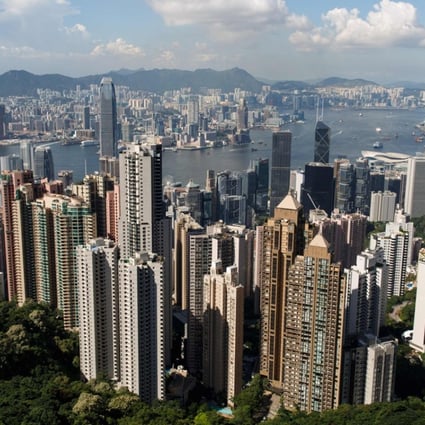 Six in 10 Hongkongers were pessimistic about the local economy in the coming six months, according to a survey conducted by the Hong Kong Research Association in September. Photo: AFP