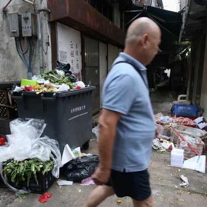 Discarded food waste creates a rats’ paradise in an alley of a market in the same district where a second Hong Kong resident was infected with the hepatitis E virus. Photo: David Wong