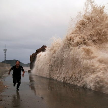 Researchers said there would be a greater risk of cyclones and other forms of extreme weather as a result of rising ocean temperatures. Photo: Reuters