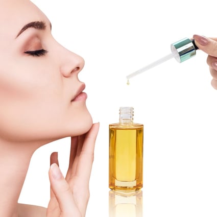A beauty oil should be the element of your skincare regime you apply. Photo: Shutterstock