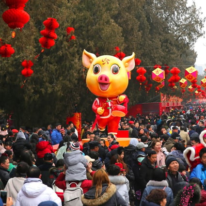 National retail and catering revenue rose 8.5 per cent during the holiday to 1.005 trillion yuan (US$148.96 billion), the Ministry of Commerce said on Sunday. Photo: Xinhua