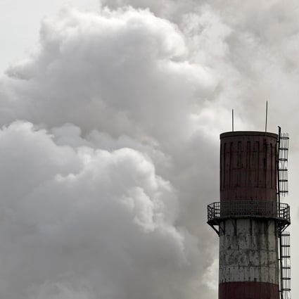 Smoke from a coal-fired power plant in Beijing. Photo: AP