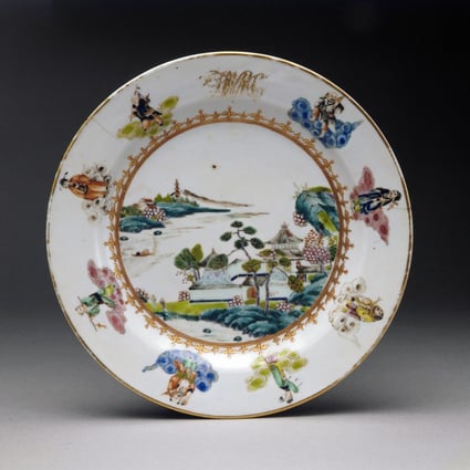 A dinner plate, circa 1796-1810, made in China for the American market. Photo: Alamy