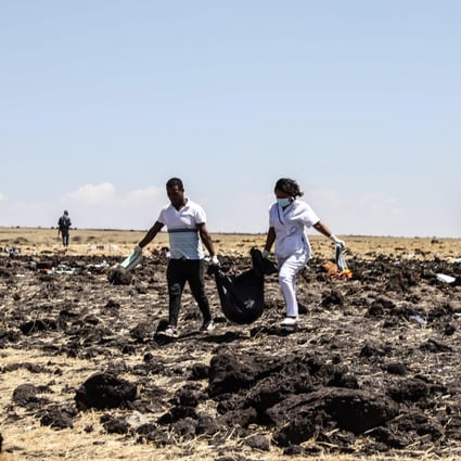 Rescue team at the crash site of the Ethiopia Airlines Boeing 737 near Bishoftu, southeast of Addis Ababa, Ethiopia, on March 10, 2019. Photo: AFP