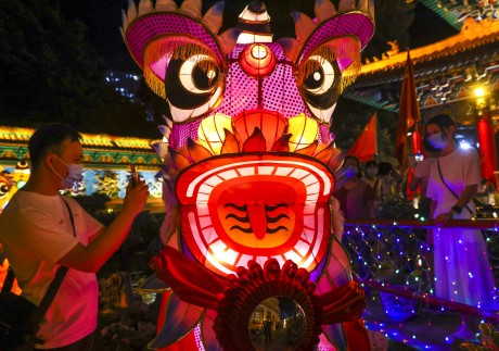 The lantern festival held at Sik Sik Yuen Wong Tai Sin Temple in 2021. Photo: Dickson Lee