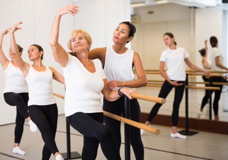 Lifestyle tips for avoiding or delaying the onset of Alzheimer’s disease, the most common form of dementia, include staying active and socially engaged. Photo: Shutterstock