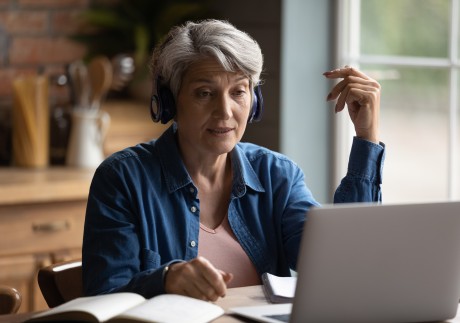 While the age of acquiring a second language might play a role in fending off dementia symptoms, what’s much more important is the frequent use of multiple languages in daily life. Photo: Shutterstock