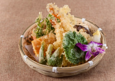 Unlike a lot of Western fried food, tempura is known for its light and airy batter. Photo: Getty Images/iStockphoto