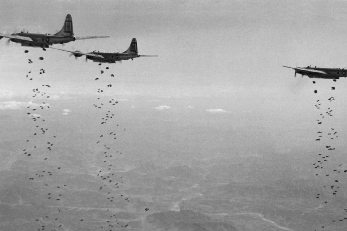 б-52 бомбардировщик во вьетнаме. ковровые бомбардировки это что значит. B 52 stratofortress во вьетнаме. ковровая бомбардировка россия. ковровые бомбёжки украины.