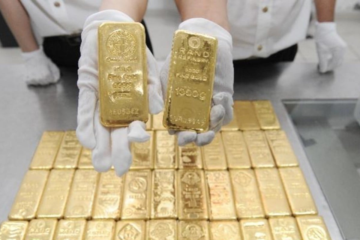 5 5 килограммов золота. Слиток золотой. Килограмм золота. Золотой слиток 13 кг. Килограммовый слиток золота.